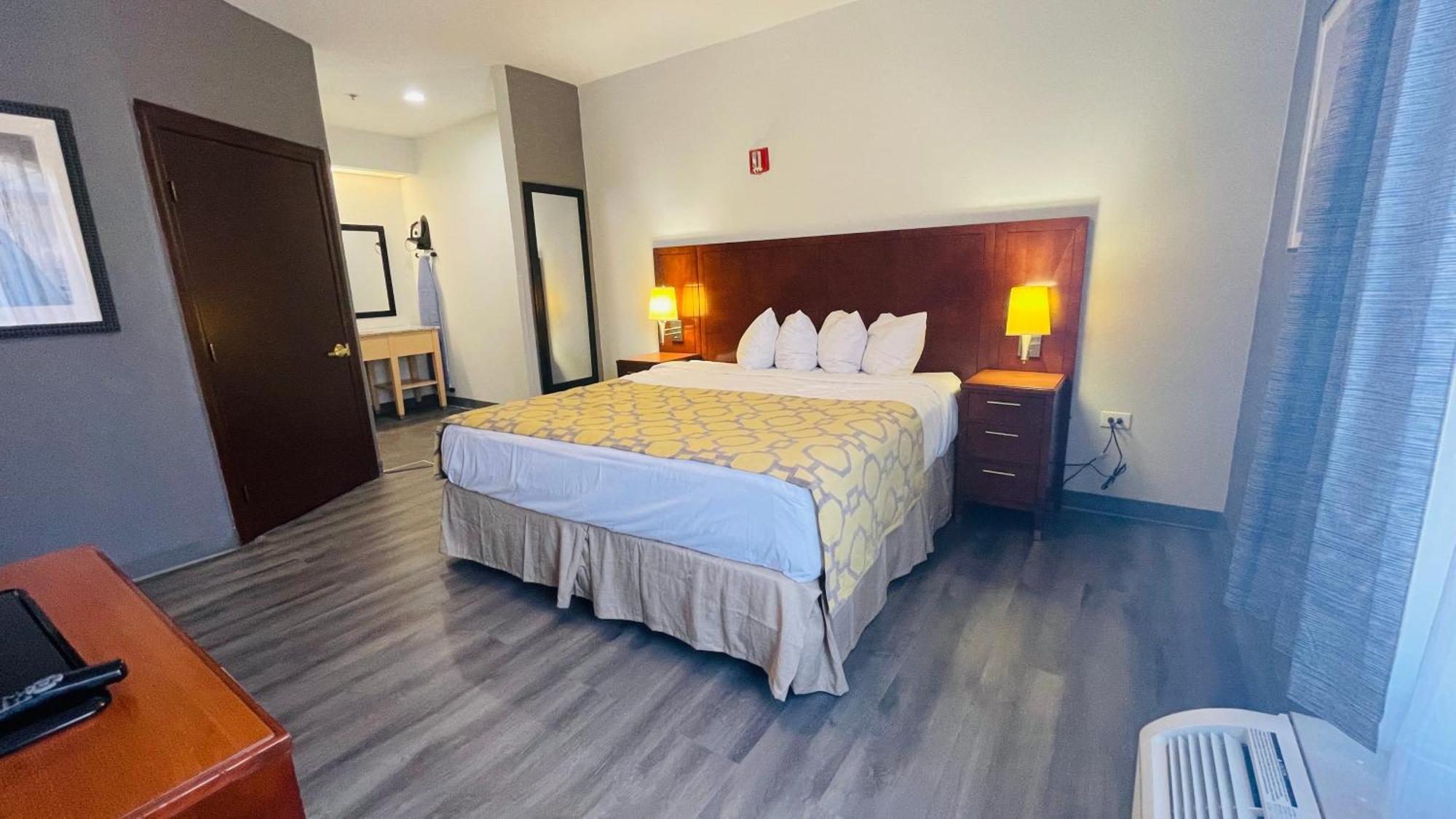 Baymont By Wyndham Chicago/Calumet City Exterior foto